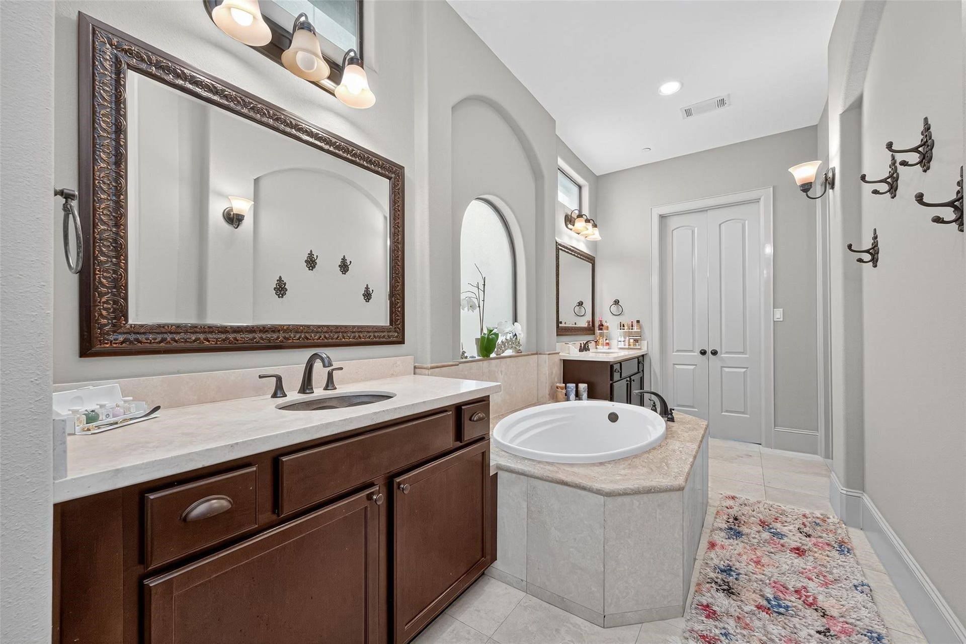 1821 W 24th Street, Houston, TX 77008