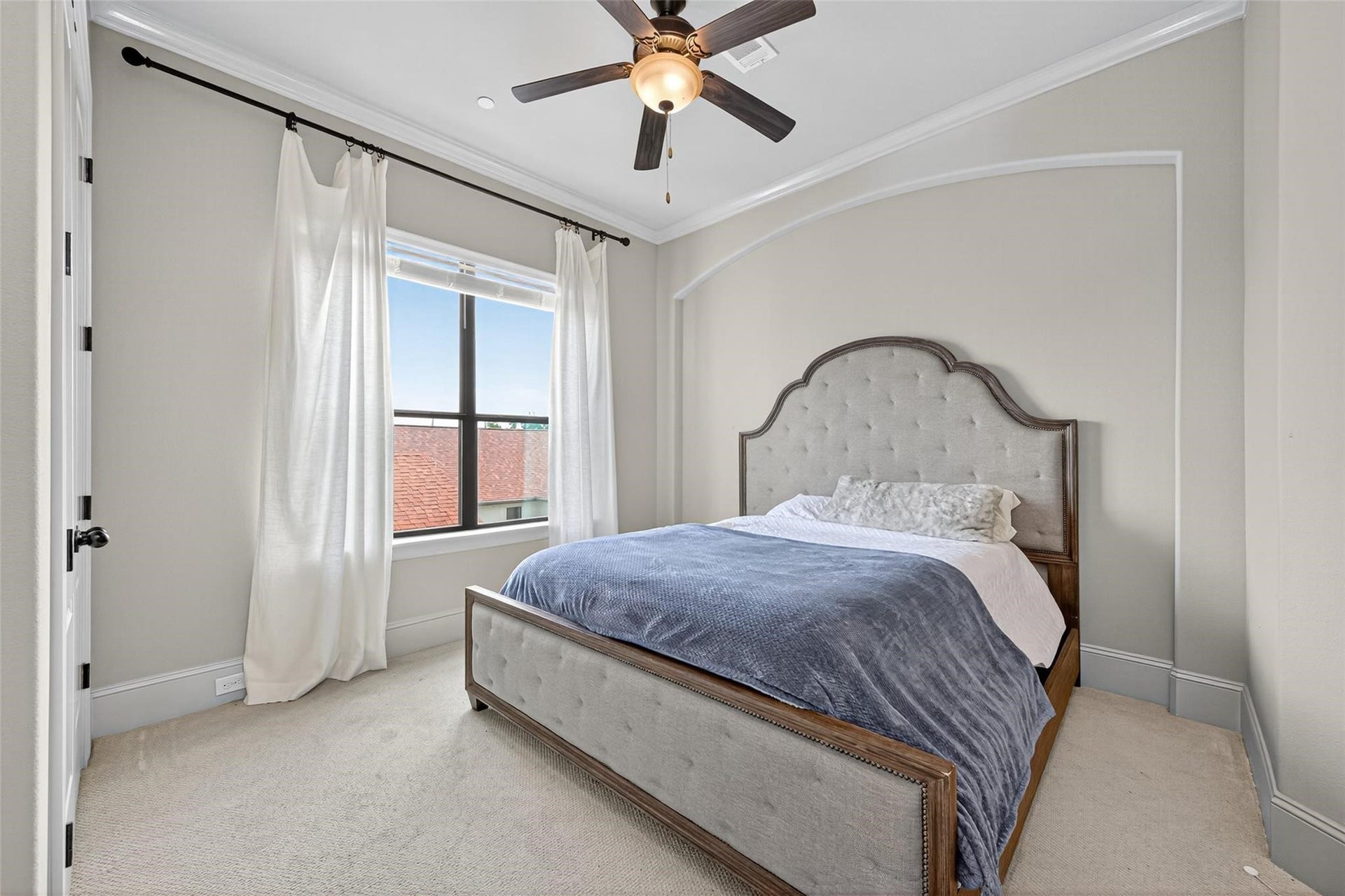 1821 W 24th Street, Houston, TX 77008