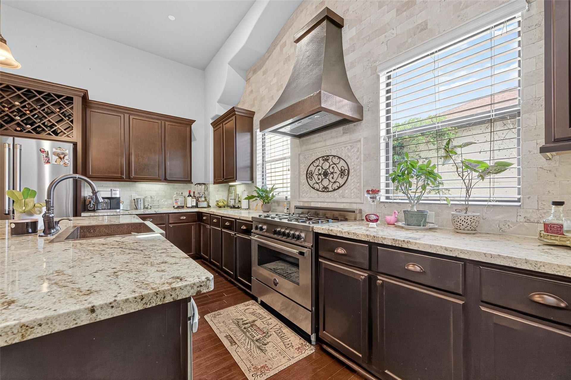 1821 W 24th Street, Houston, TX 77008
