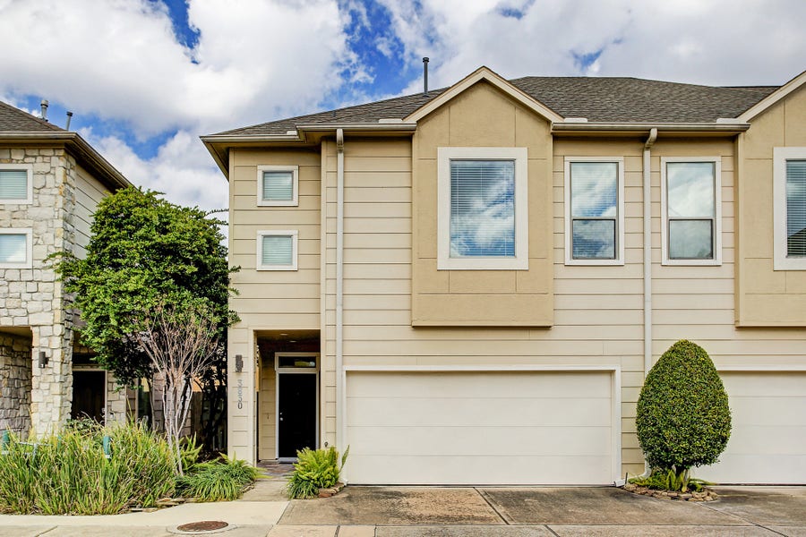 Property photo for 3830 Centerplaza Drive, Houston, TX