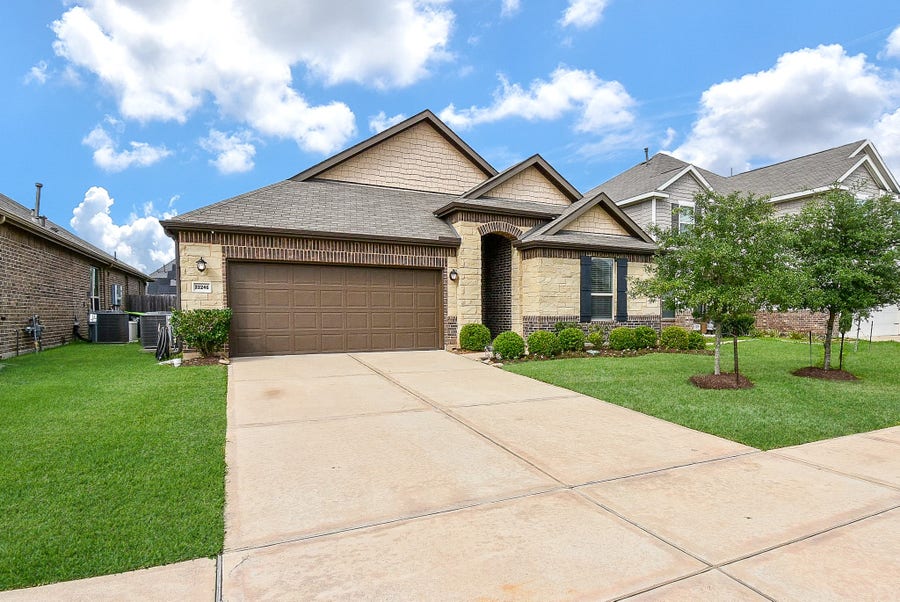 Property photo for 22246 Wave Hill Lane, Richmond, TX