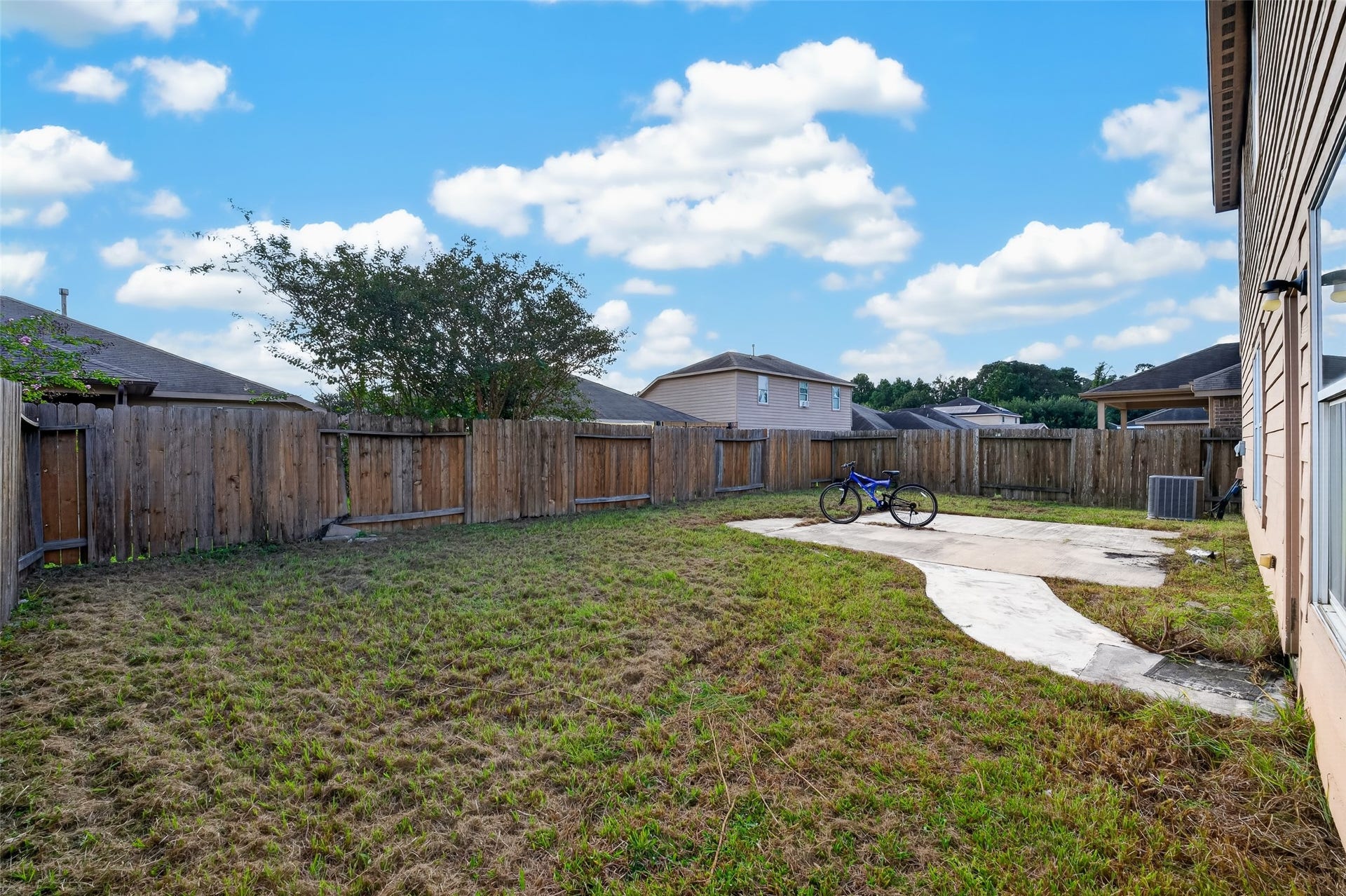 10221 Stone Gate Drive, Conroe, TX 77385 10221 Stone Gate Drive, Conroe, TX 77385