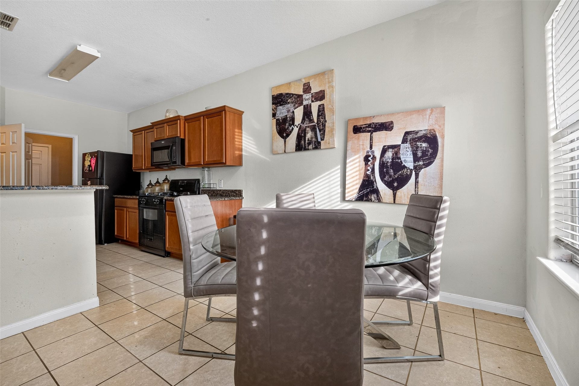 10221 Stone Gate Drive, Conroe, TX 77385 10221 Stone Gate Drive, Conroe, TX 77385