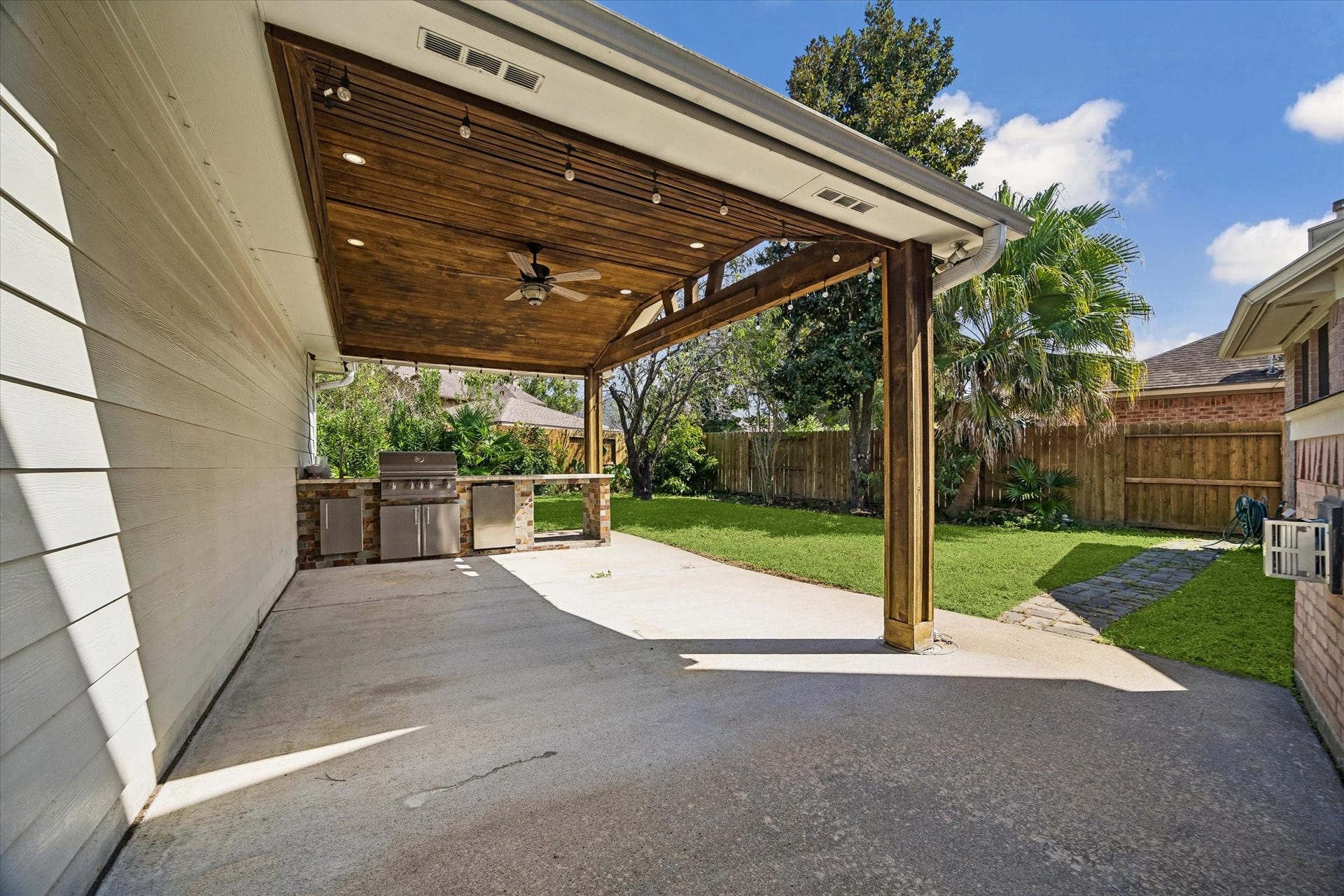 4707 Stackstone Lane, Katy, TX 77450 4707 Stackstone Lane, Katy, TX 77450