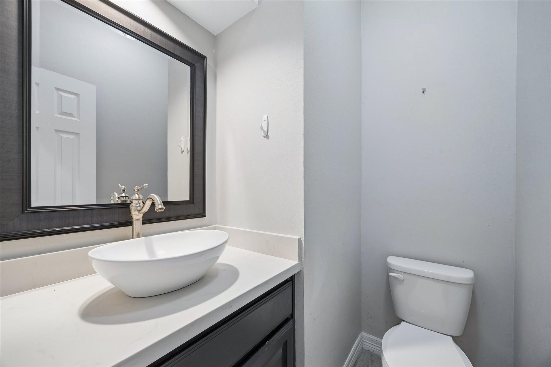 4707 Stackstone Lane, Katy, TX 77450 half bath