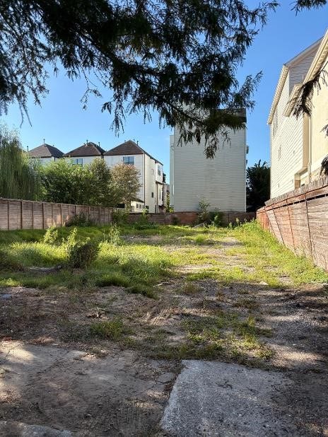 Property photo for 6111 Tyne Street, Houston, TX