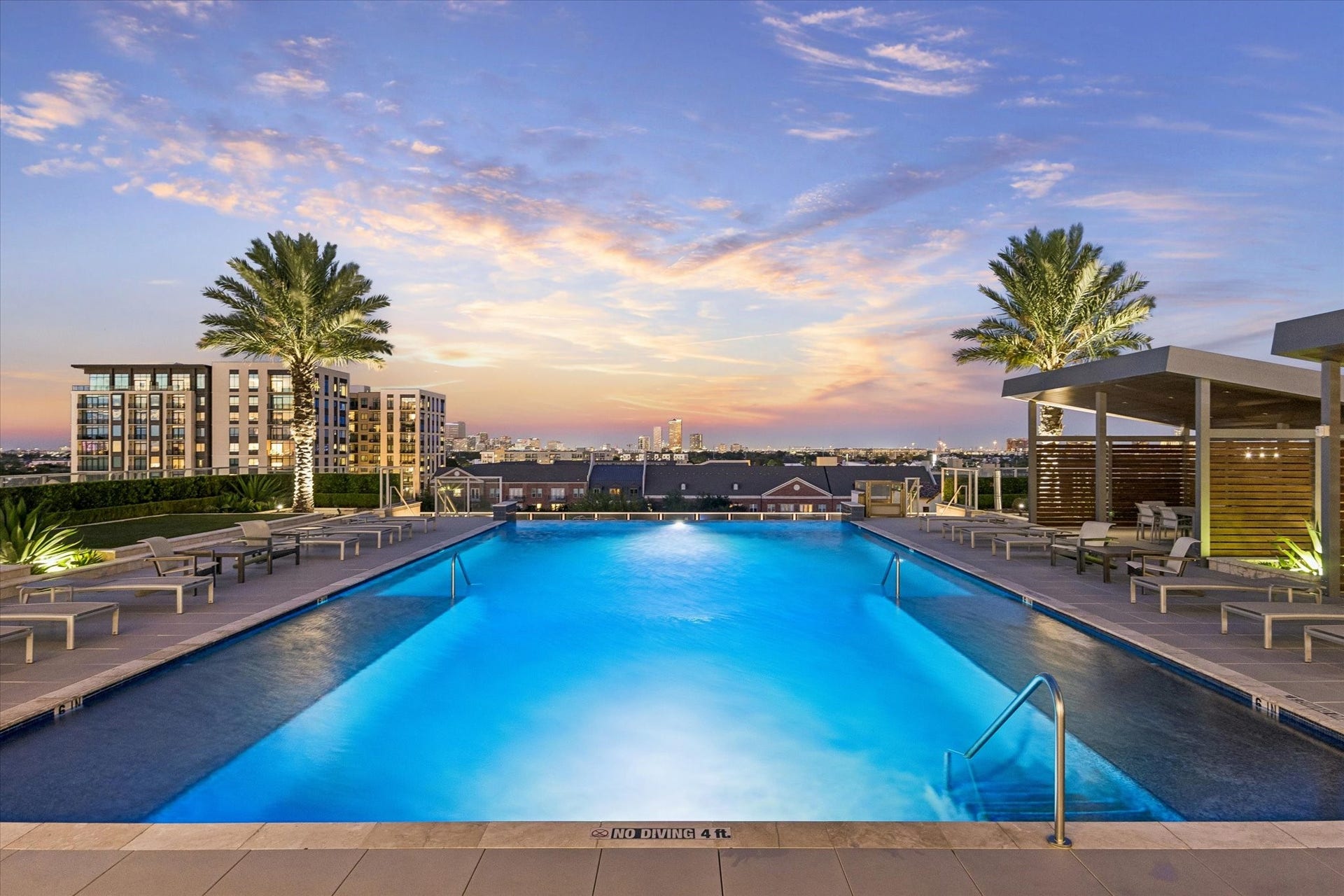 2727 Kirby Drive, #13E, Houston, TX 77098 2727 Kirby feels like a boutique hotel. Swim toward the skyline as the sun sets, unwind in a private cabana, and watch the city come alive from the comfort of home.