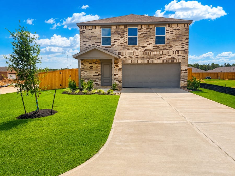 Property photo for 703 Umbrella Tree Drive, Magnolia, TX