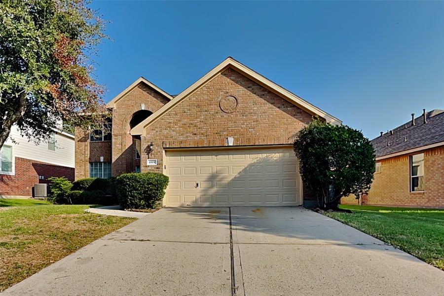 Property photo for 6819 Amber Pine Court, Humble, TX