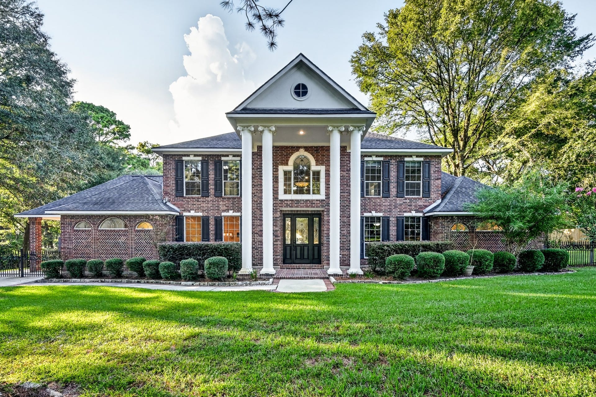 15406 Hunters Bend Drive, Tomball, TX 77377 15406 Hunters Bend Drive, Tomball, TX 77377