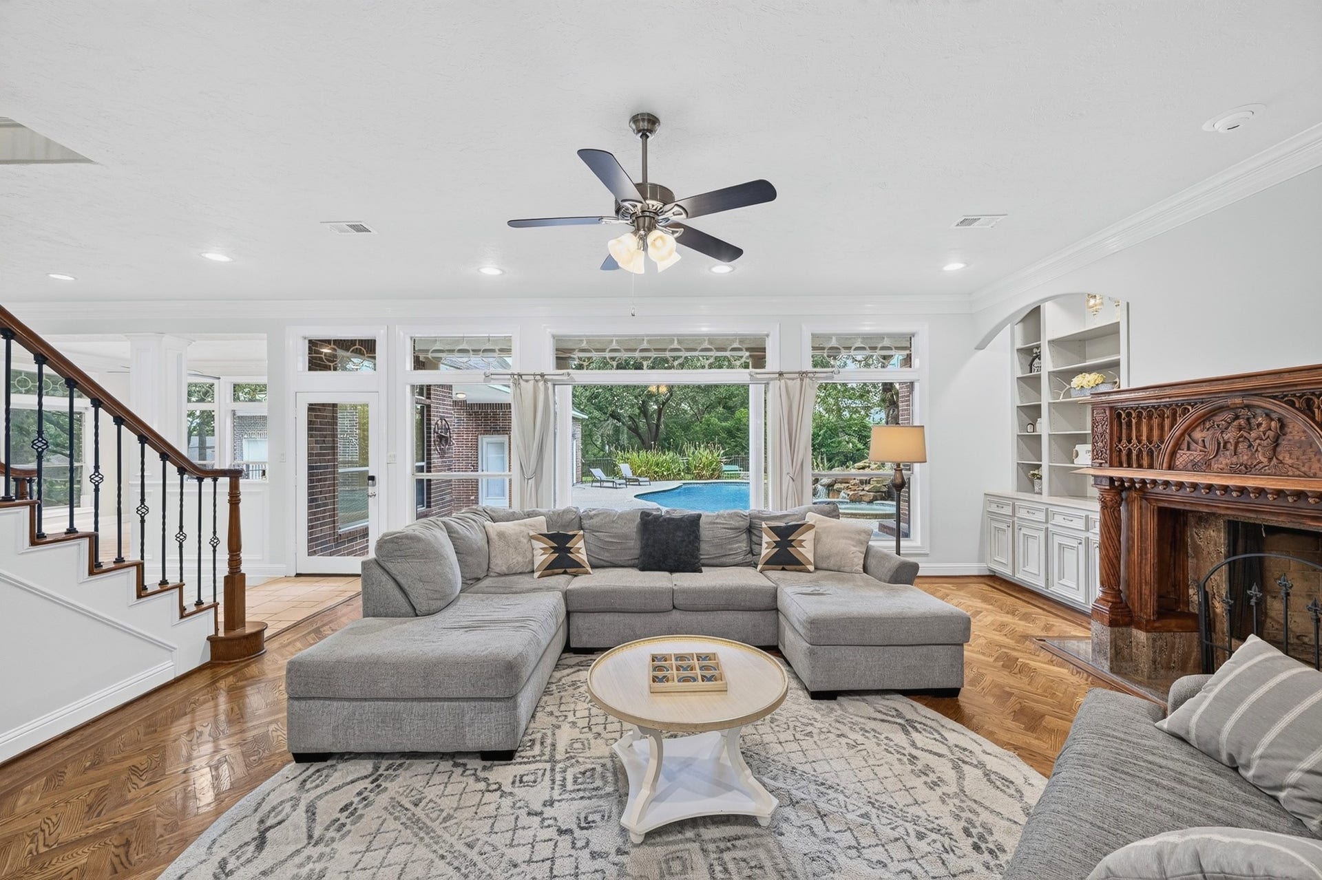 15406 Hunters Bend Drive, Tomball, TX 77377 15406 Hunters Bend Drive, Tomball, TX 77377