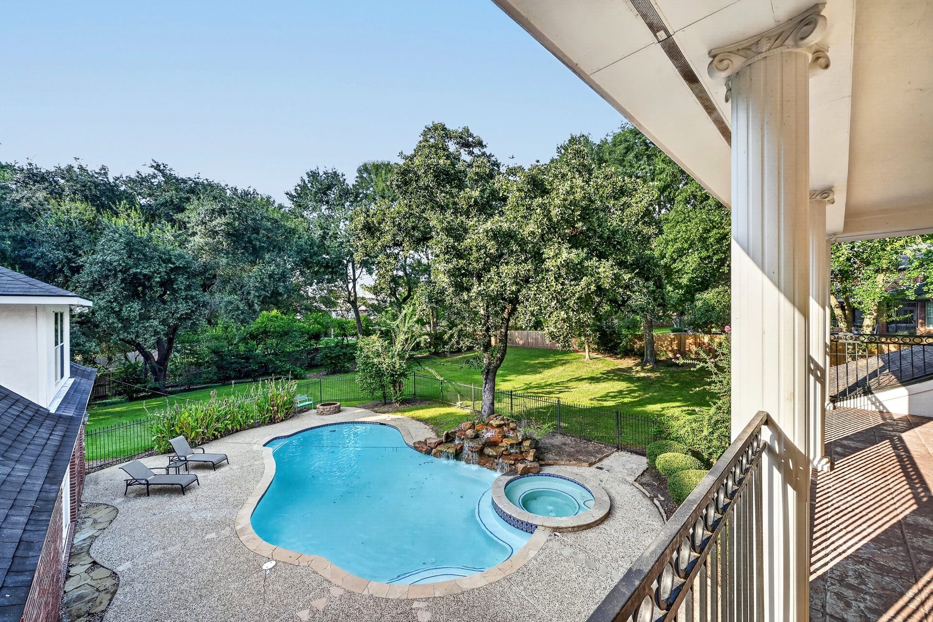 15406 Hunters Bend Drive, Tomball, TX 77377 15406 Hunters Bend Drive, Tomball, TX 77377
