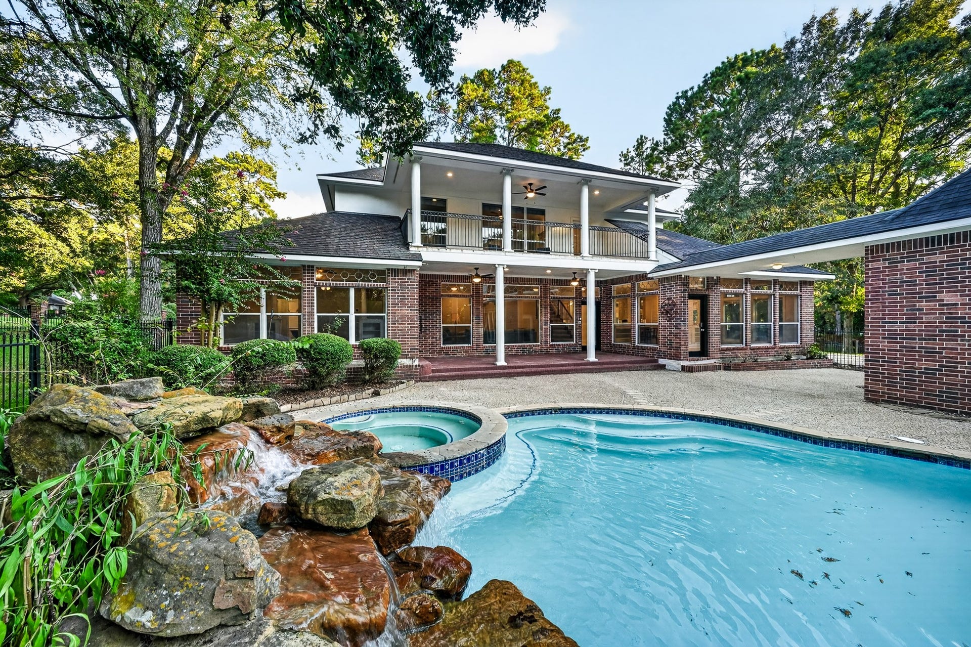 15406 Hunters Bend Drive, Tomball, TX 77377 15406 Hunters Bend Drive, Tomball, TX 77377