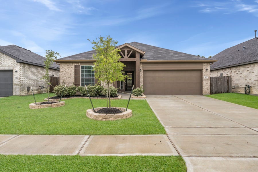 Property photo for 814 White Pine Haven Lane, Crosby, TX
