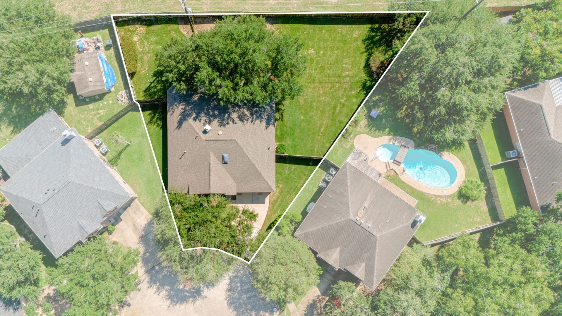 16811 Pheasant Ridge, Sugar Land, TX 77498 10,860 SQ FT LOT IS IDEAL FOR FUTURE POOL INSTALLATION.