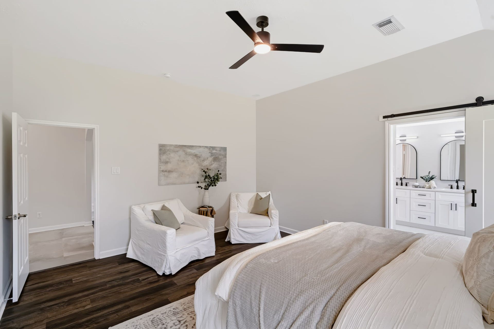16811 Pheasant Ridge, Sugar Land, TX 77498 DURABLE LUXURY VINYL PLANK FLOORING NEWLY INSTALLED.
