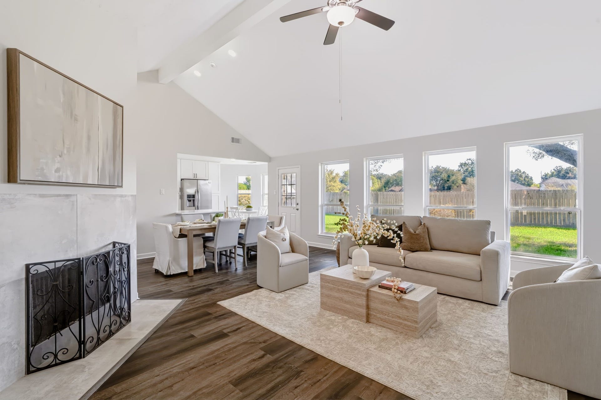 16811 Pheasant Ridge, Sugar Land, TX 77498 CORNER FIREPLACE CREATES A NATURAL FOCAL POINT.