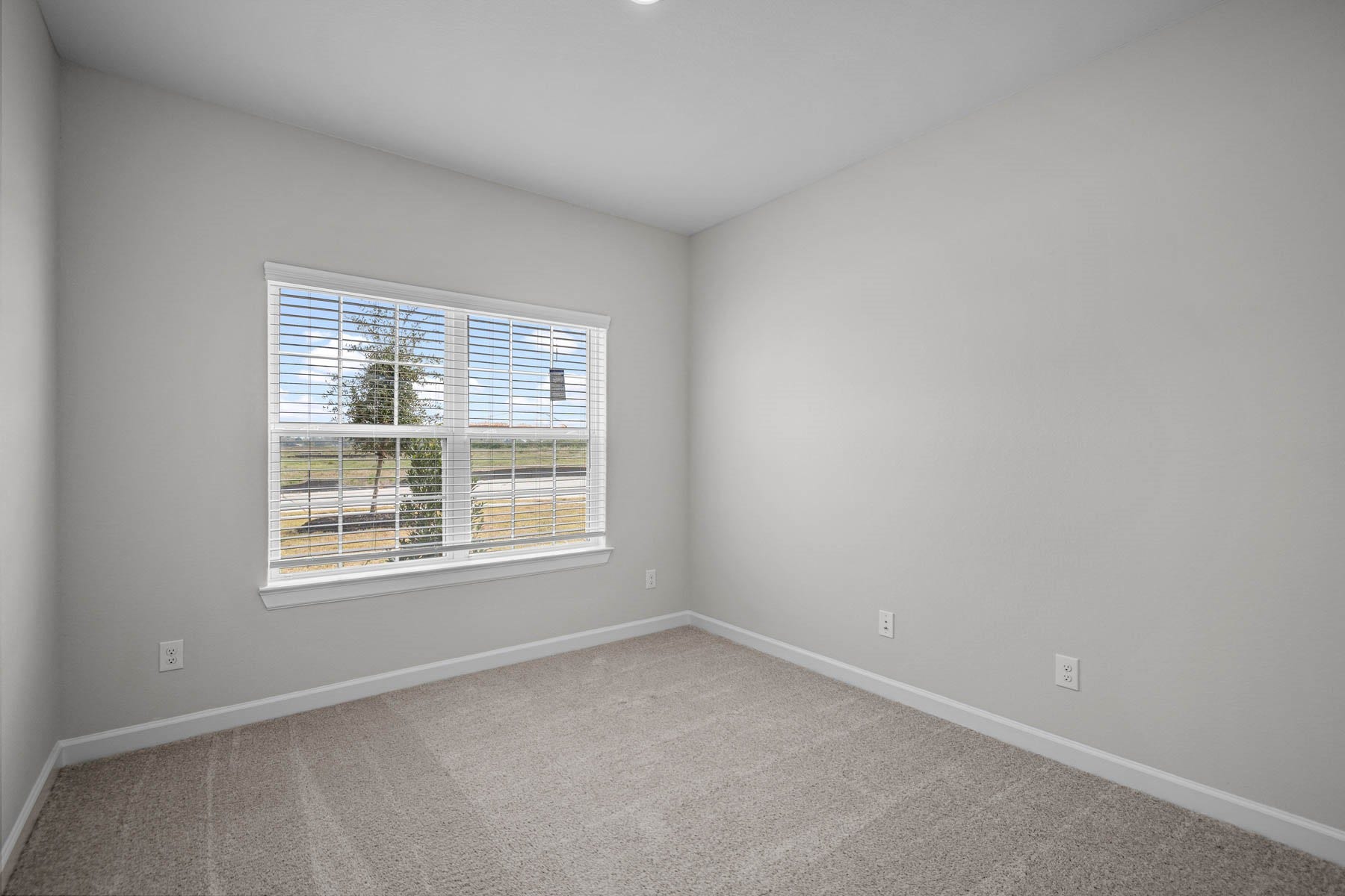 2917 Fair Wind Lane, Texas City, TX 77510 A secondary bedroom.