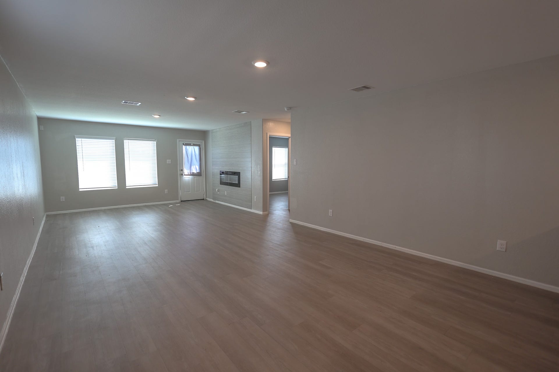 Living Room & Dining Combo
