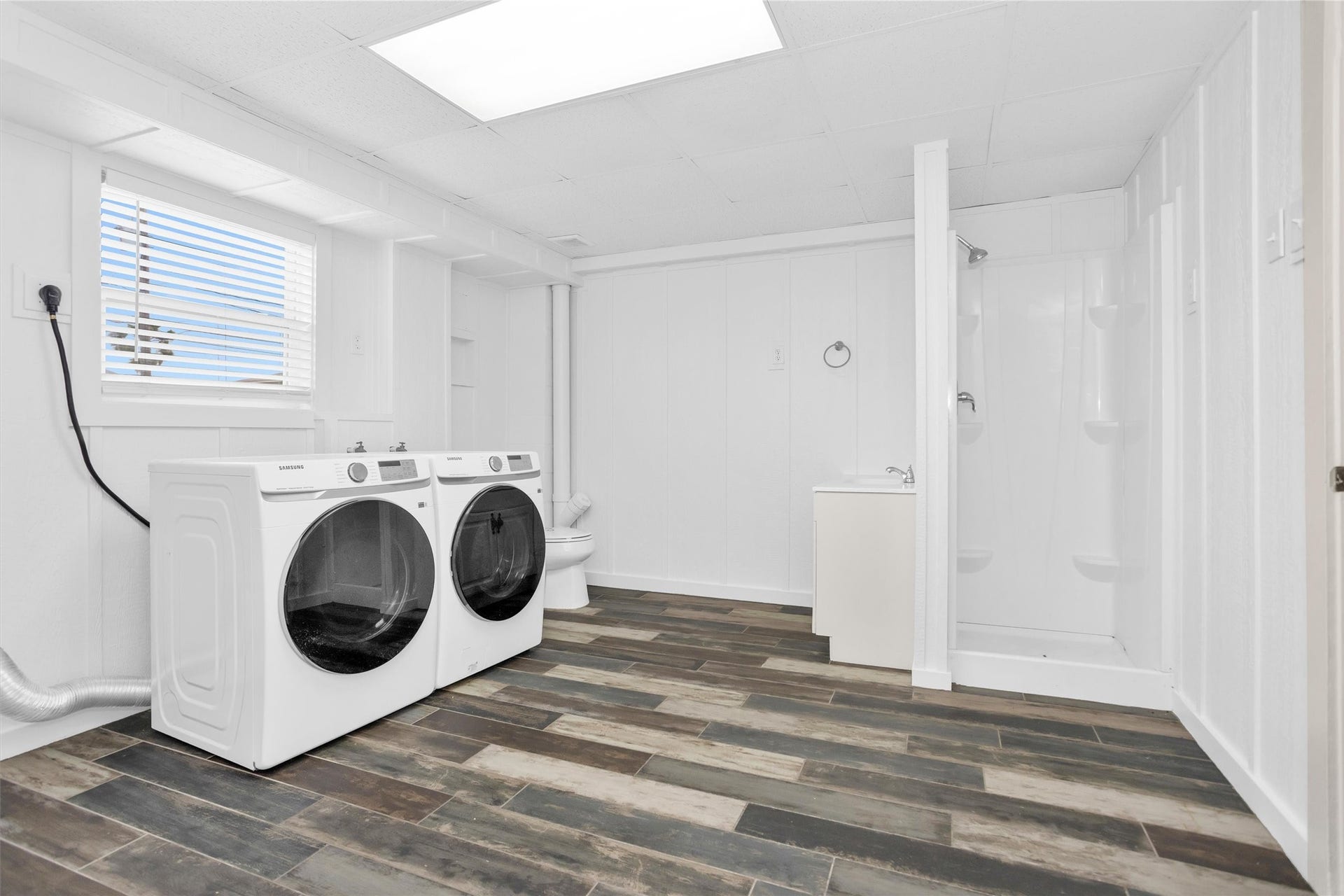 336 Ling Street, Bayou Vista, TX 77563 336 Ling Street, Bayou Vista, TX 77563