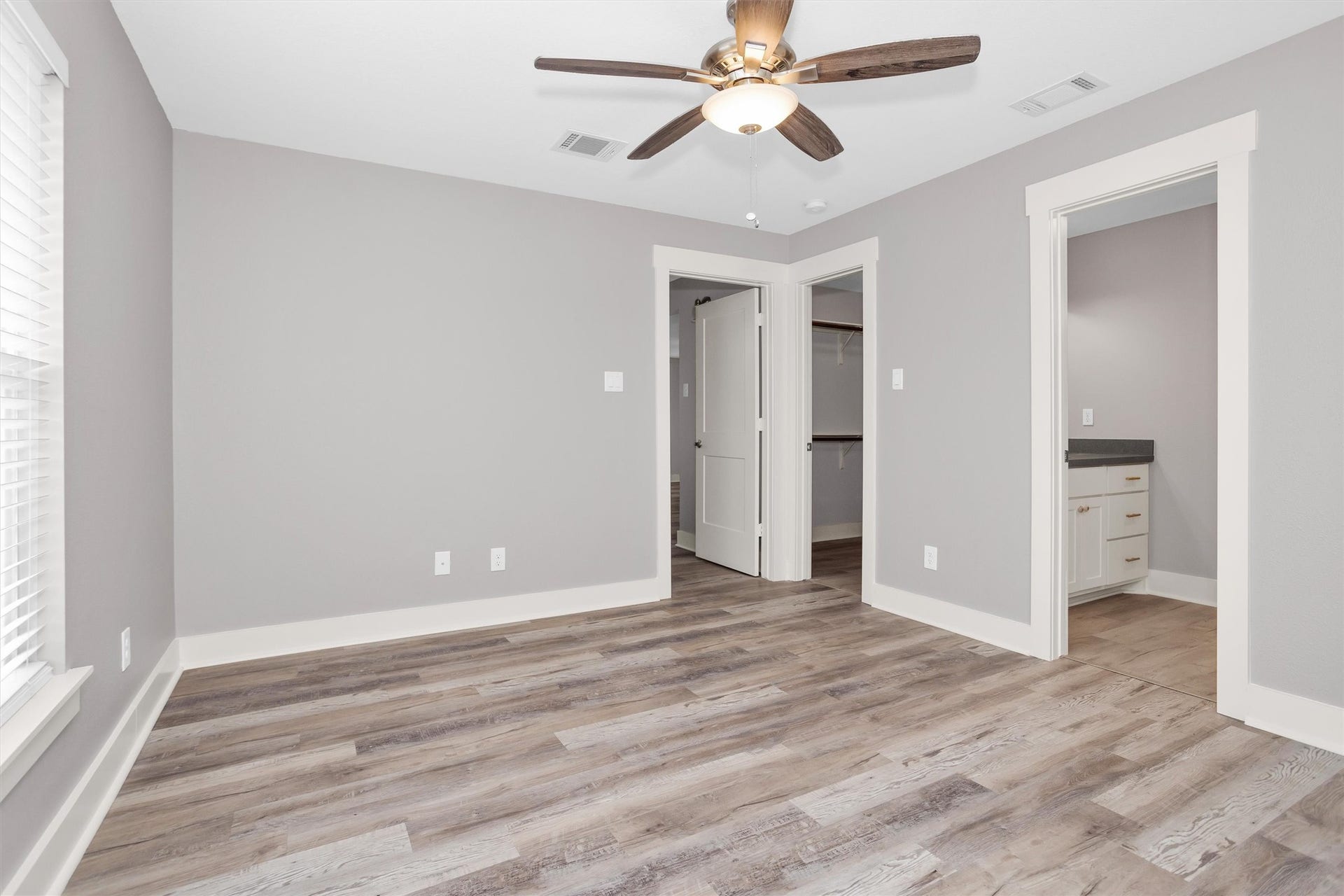 336 Ling Street, Bayou Vista, TX 77563 336 Ling Street, Bayou Vista, TX 77563