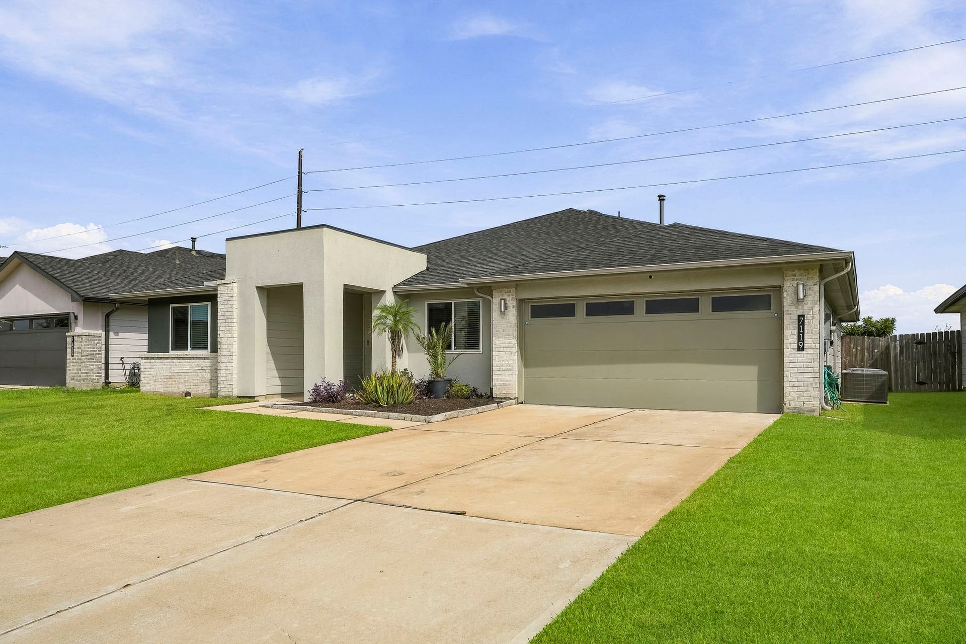 7119 Sunbreeze Lane, Rosenberg, TX 77469