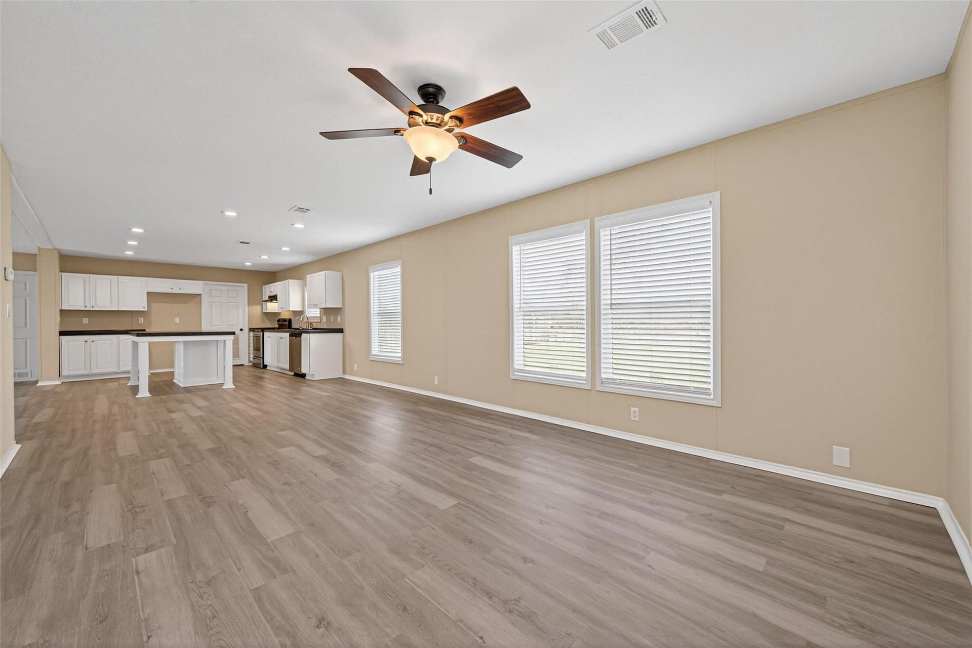 15933 W Relza Drive, Splendora, TX 77372
