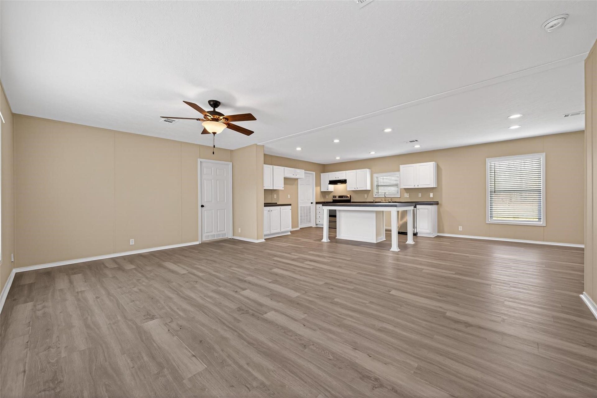 15933 W Relza Drive, Splendora, TX 77372
