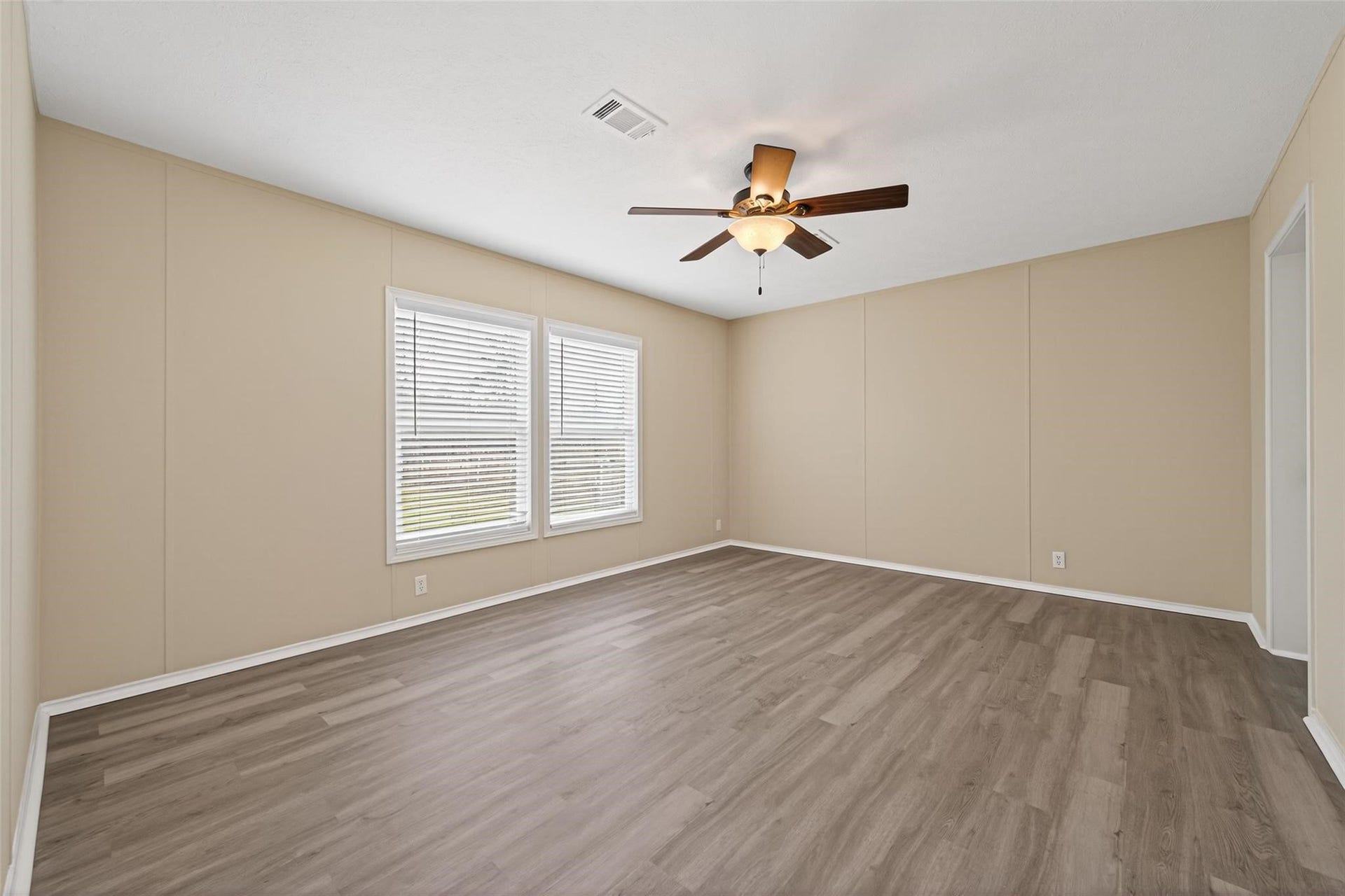 15933 W Relza Drive, Splendora, TX 77372