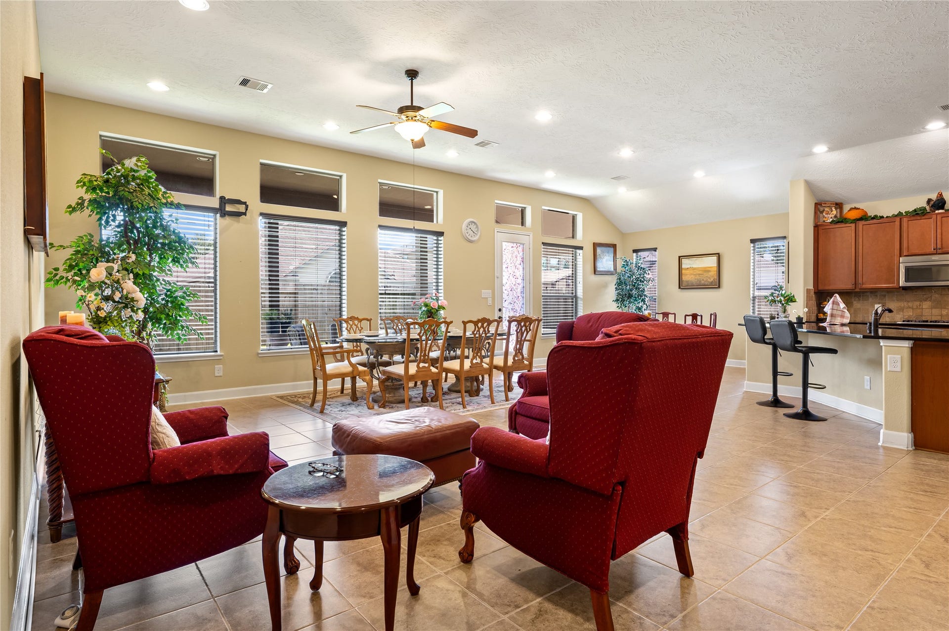 9522 Alabaster Oaks Lane, Humble, TX 77396 9522 Alabaster Oaks Lane, Humble, TX 77396