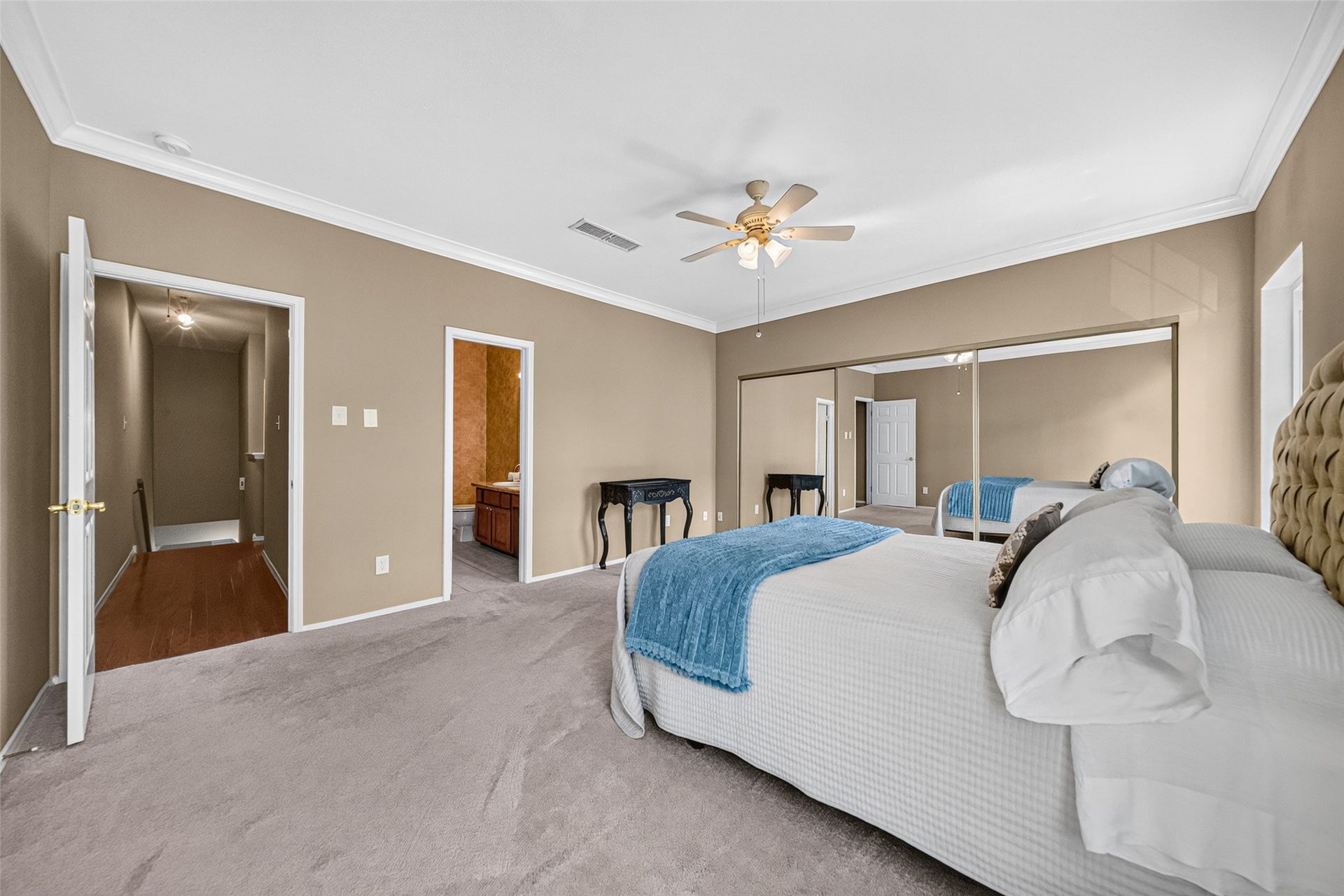 404 Wilcrest Drive, #404, Houston, TX 77042 404 Wilcrest Drive, #404, Houston, TX 77042