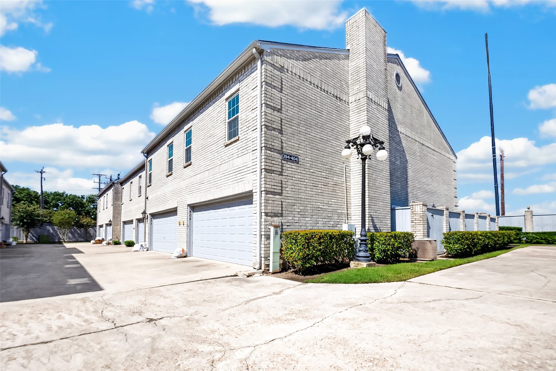 404 Wilcrest Drive, #404, Houston, TX 77042 404 Wilcrest Drive, #404, Houston, TX 77042