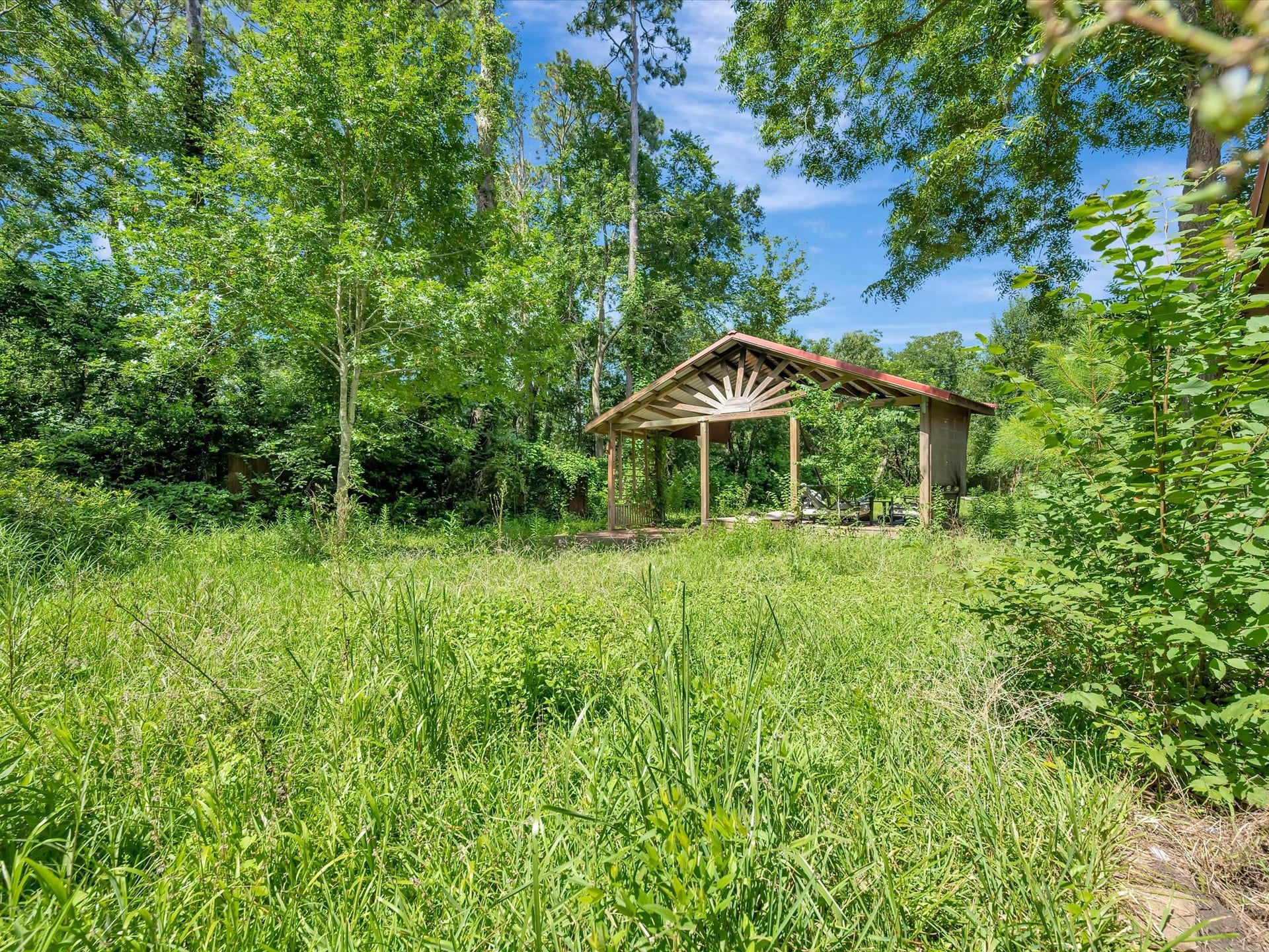 5213 Palm Drive, Dickinson, TX 77539 5213 Palm Drive, Dickinson, TX 77539