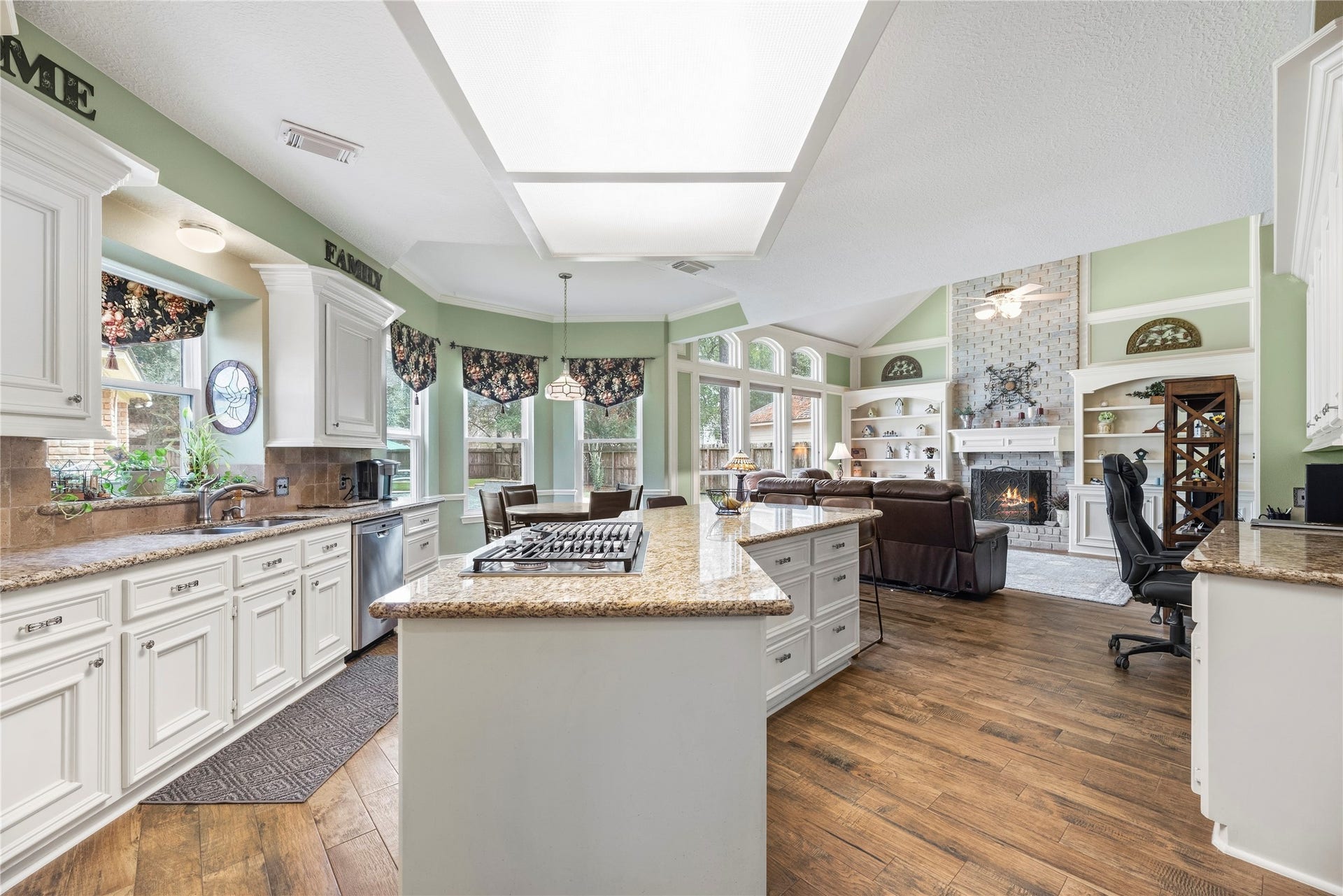 13114 S Winesap Lane, Cypress, TX 77429 13114 S Winesap Lane, Cypress, TX 77429