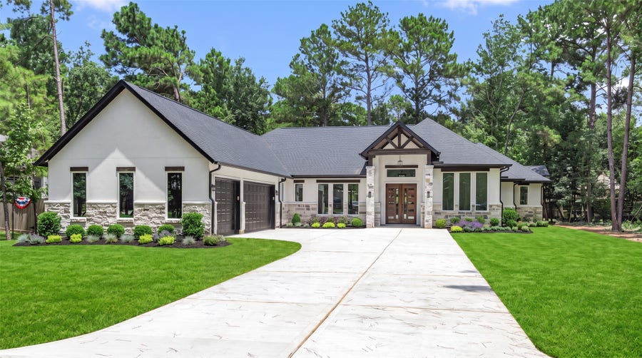 Property photo for 34202 Conroe Hufsmith Road, Magnolia, TX