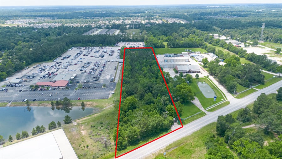 Property photo for 1370 Fm 3083 Road, Conroe, TX