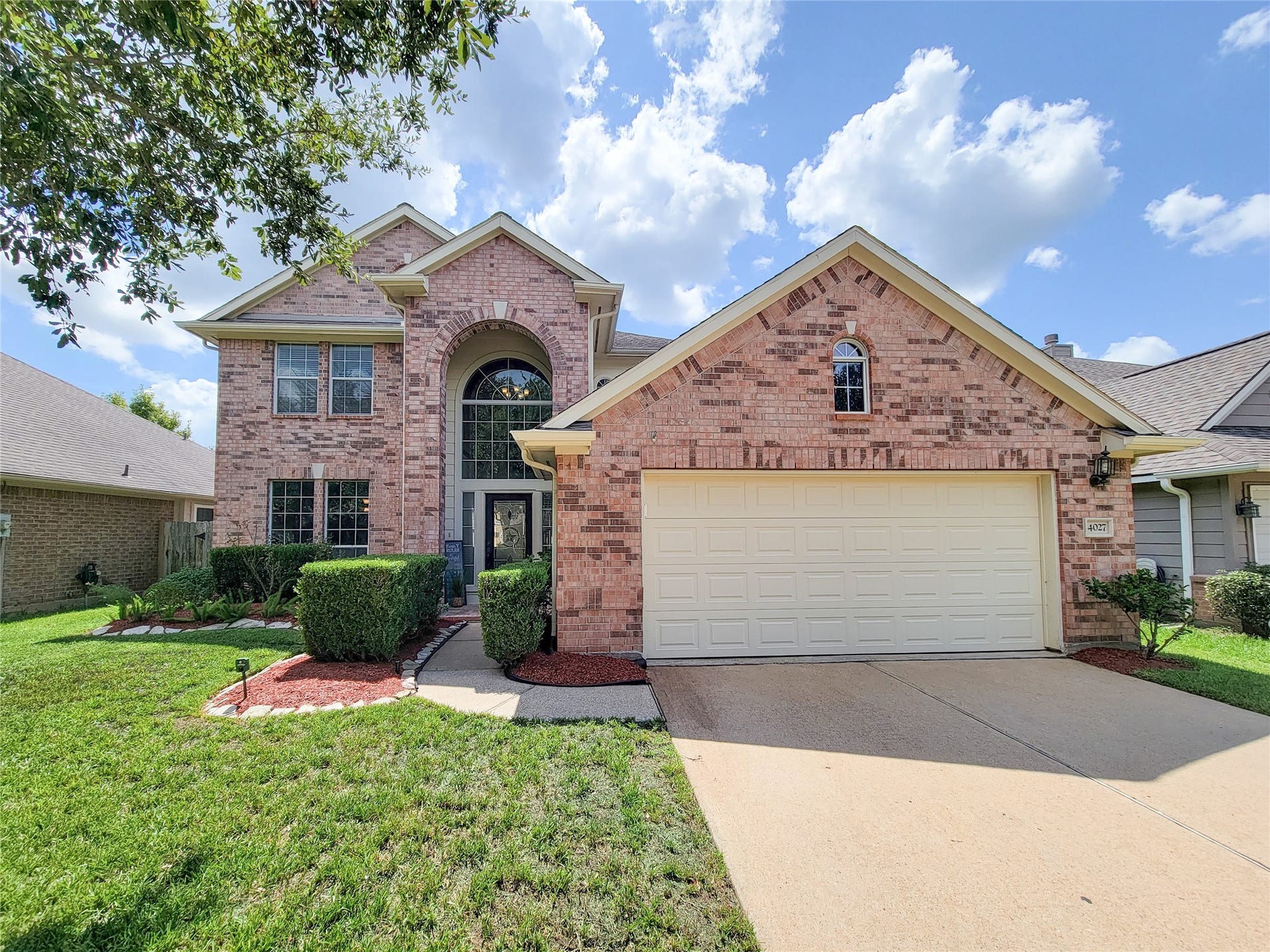 4027 Chestnut Bend Drive, Missouri City, TX 77459 4027 Chestnut Bend Drive, Missouri City, TX 77459