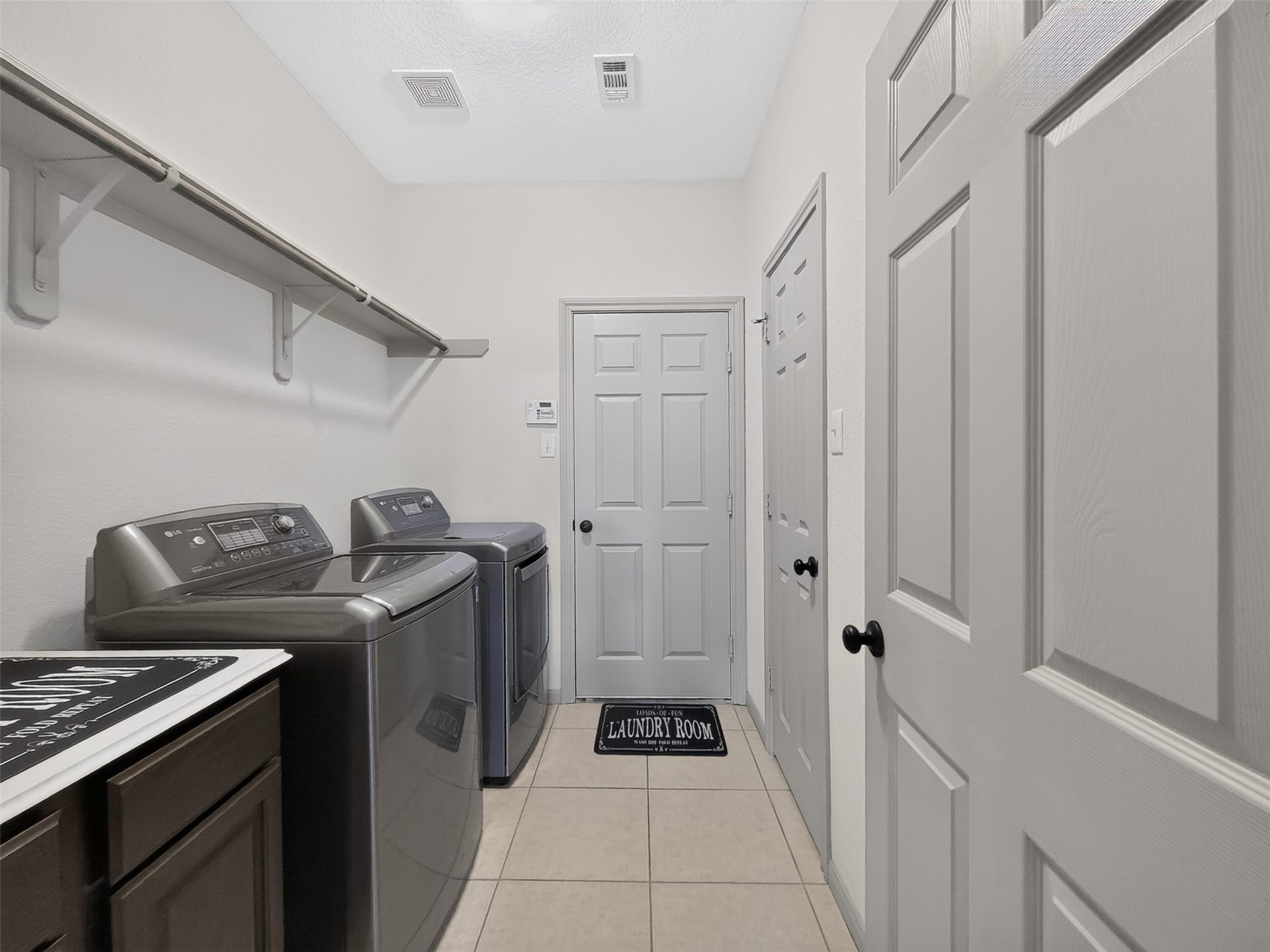 4027 Chestnut Bend Drive, Missouri City, TX 77459 4027 Chestnut Bend Drive, Missouri City, TX 77459