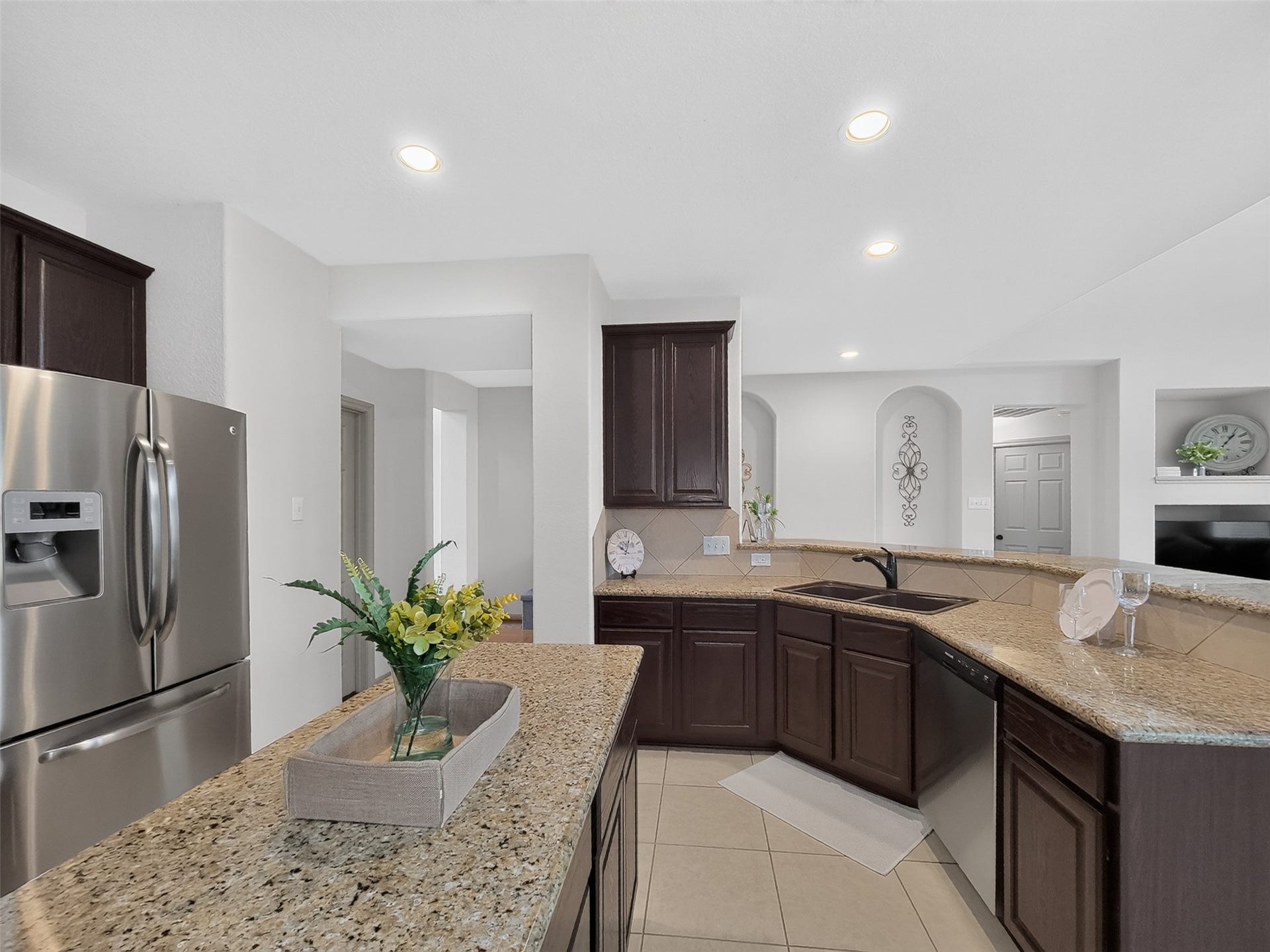 4027 Chestnut Bend Drive, Missouri City, TX 77459 4027 Chestnut Bend Drive, Missouri City, TX 77459