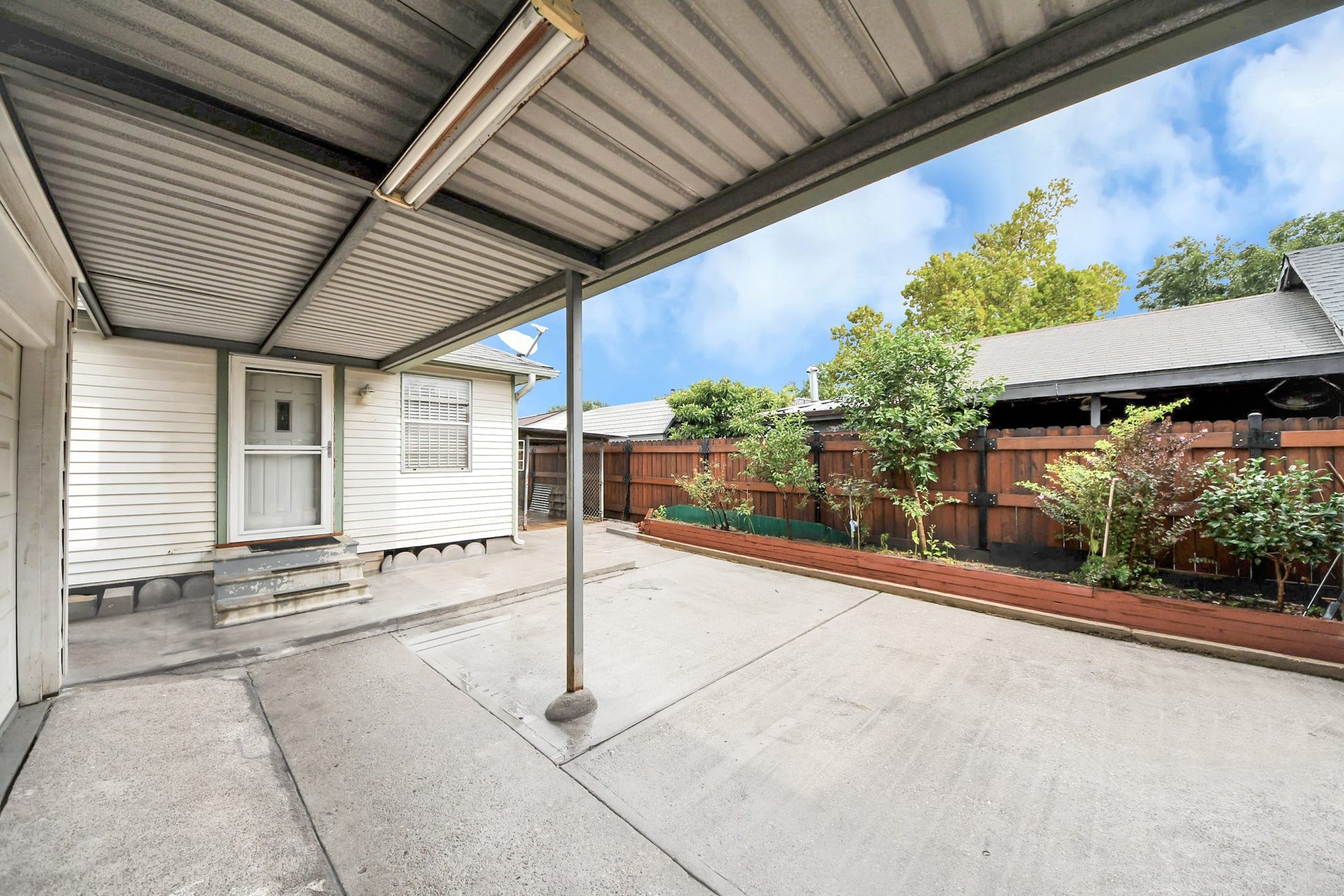 7935 Avenue F, Houston, TX 77012