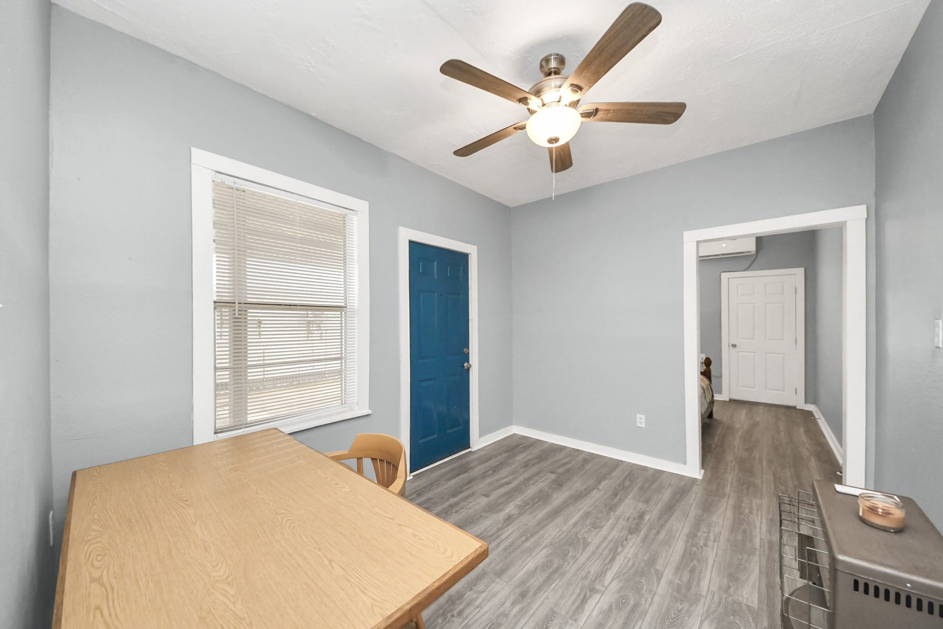 7935 Avenue F, Houston, TX 77012