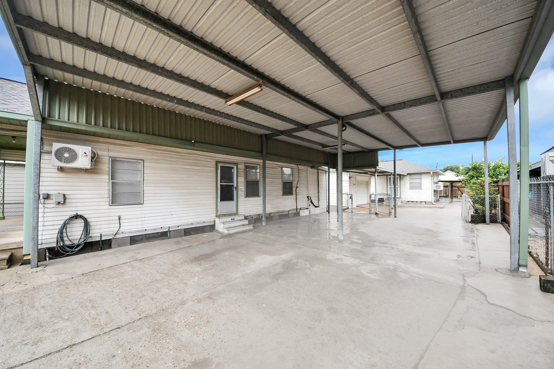 7935 Avenue F, Houston, TX 77012