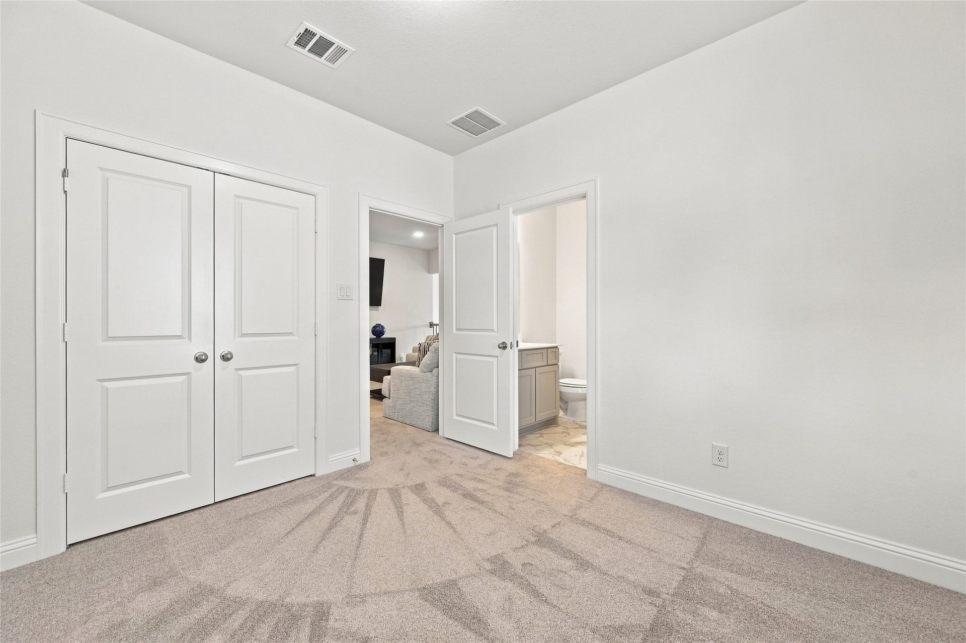 29715 Brushy Gables Drive, Magnolia, TX 77354