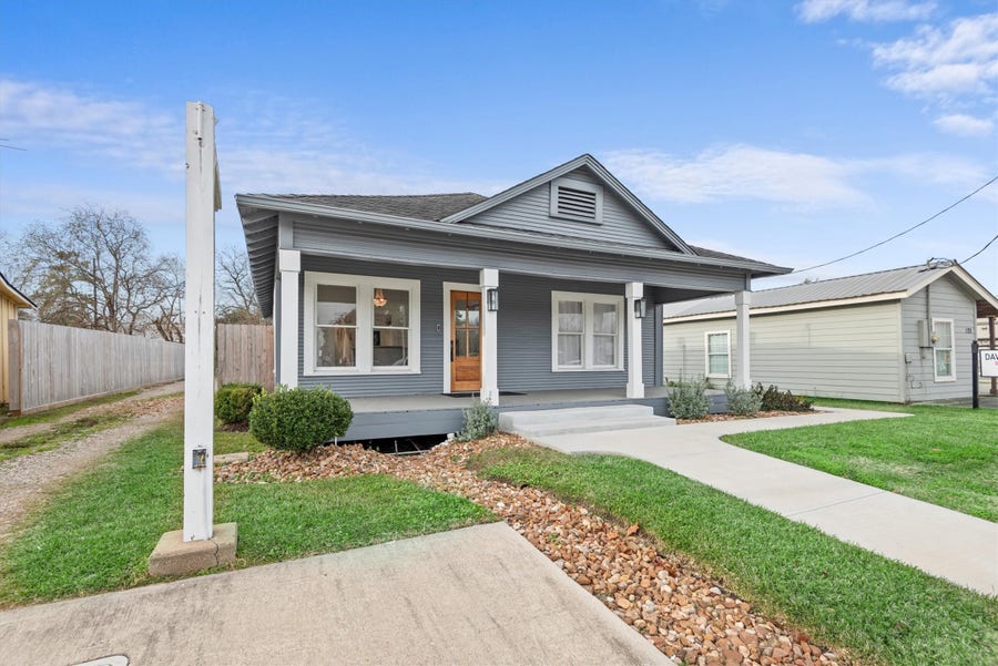 Property photo for 119 Magnolia Boulevard, Magnolia, TX