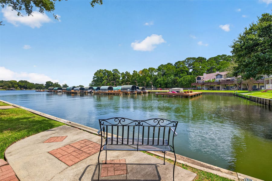 Property photo for 211 Lake Walden Cove, Montgomery, TX