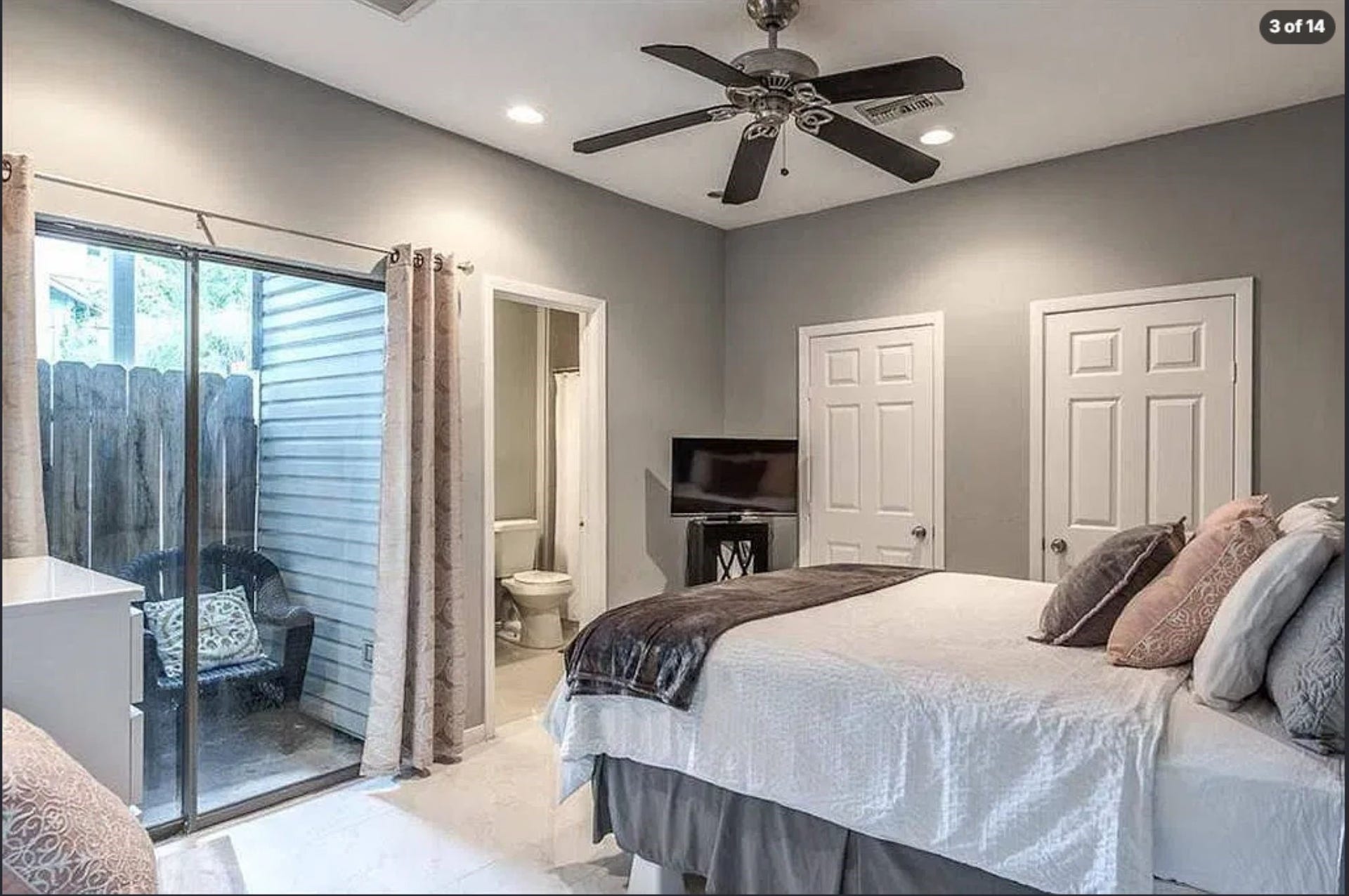 204 Marshall Street, #5, Houston, TX 77006 1st Floor Bedroom