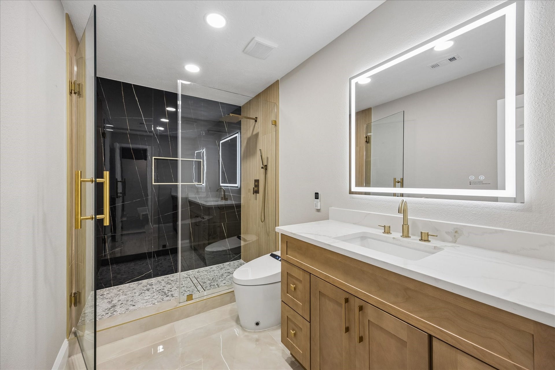 1802 San Sebastian Lane, Houston, TX 77058 1802 San Sebastian Lane, Houston, TX 77058