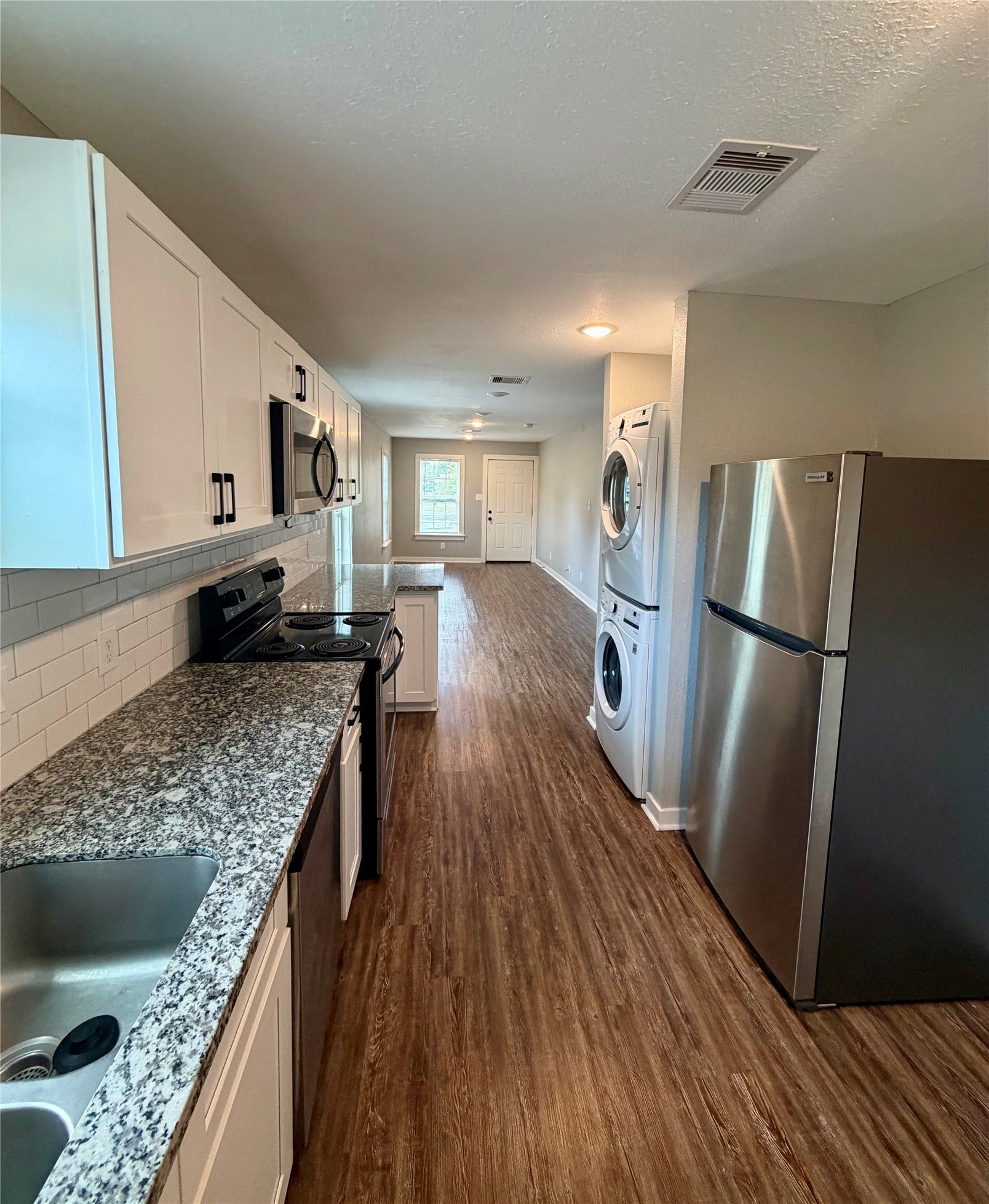 1206 E 33rd Street, Houston, TX 77022