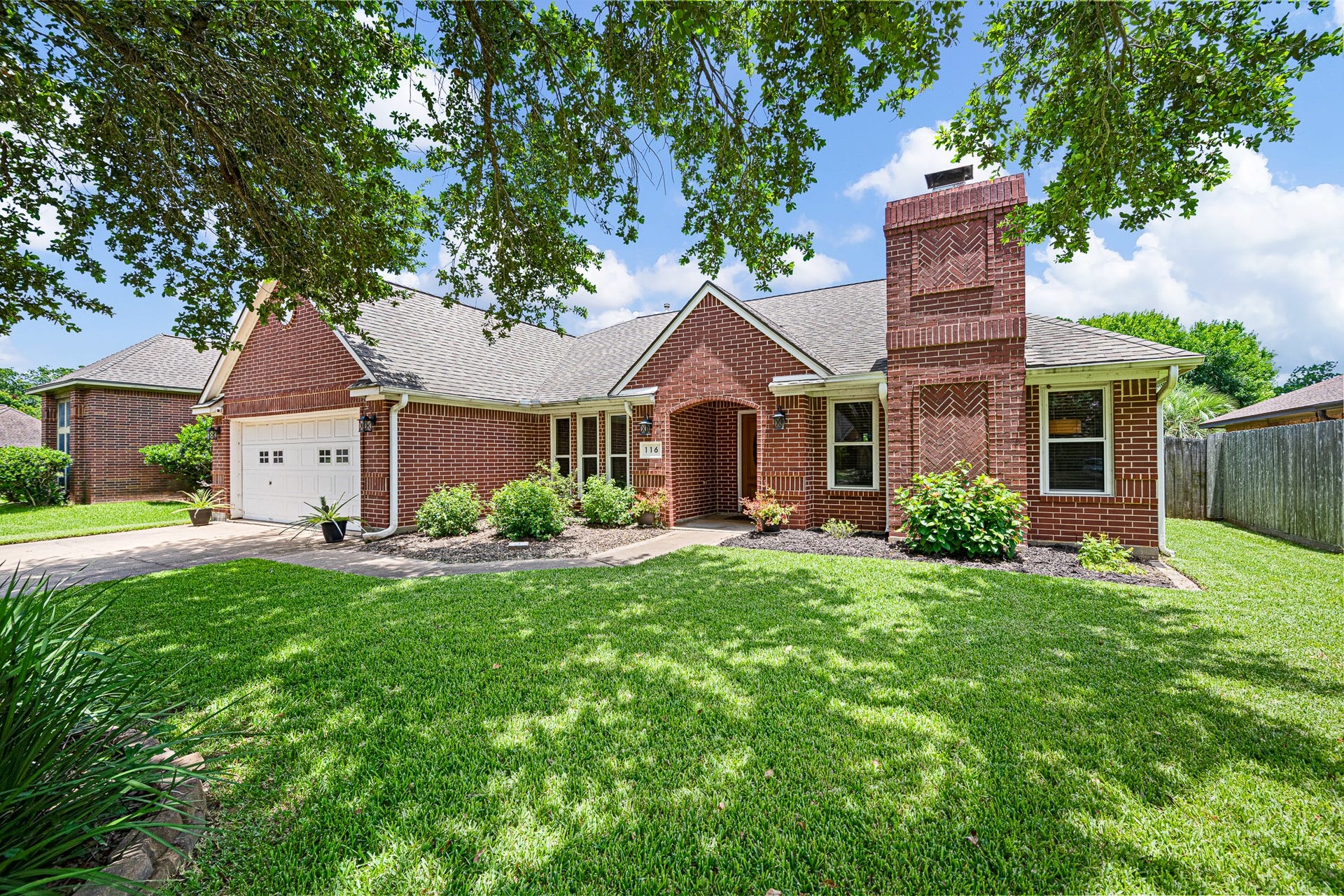 116 Zinnia Street, Lake Jackson, TX 77566 116 Zinnia Street, Lake Jackson, TX 77566
