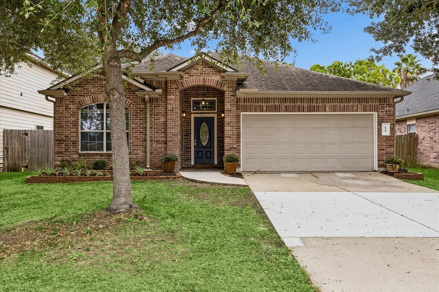 Property photo for 6741 Hidden Colony Lane, Dickinson, TX